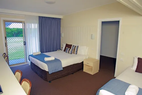 Sleepy Hill Motor Inn Photos