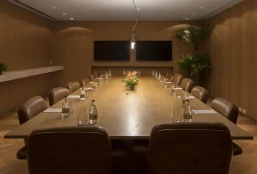 Emiliano Rio Business Facilities Photos