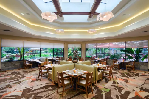 Long Beach Marriott Restauration Photos