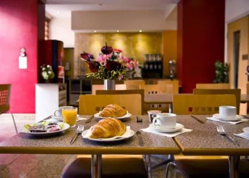 Best Western Buckingham Palace Rd Ruokailu Photos