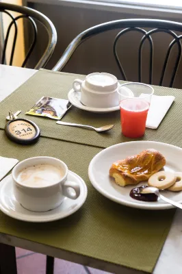 Albergo Firenze Restauration Photos