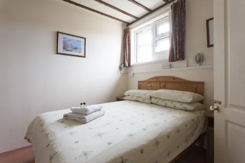 Oakwood Bed and Breakfast Heathrow Rooms Photos