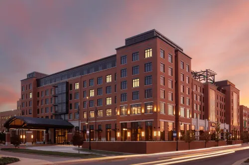 Embassy Suites by Hilton South Bend at Notre Dame Exterior Photos