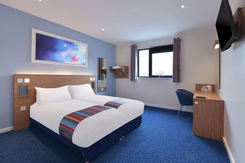 Travelodge London City Airport Photos