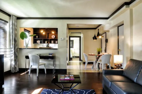Lincoln Arms Suites Photos