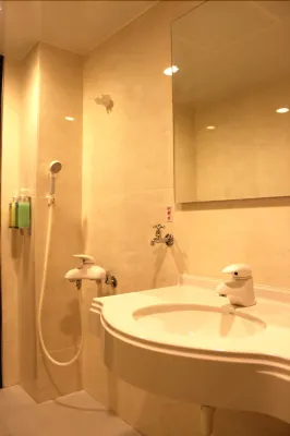 Ai-Lai Fashion Hotel Rooms Photos