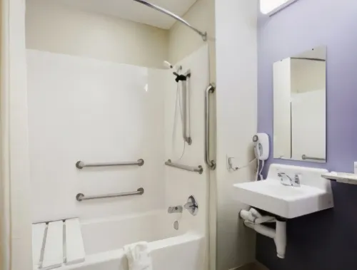 Microtel Inn & Suites by Wyndham Atlanta Airport Photos