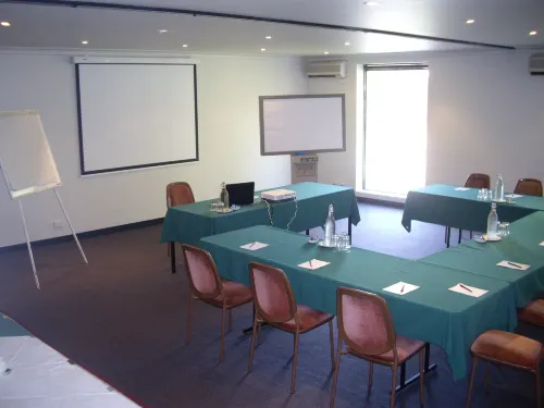 Best Western Plus the Tudor-Box Hill Business Facilities Photos