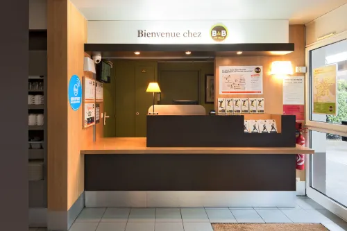 B&B HOTEL Grenoble Université 1 Public Areas Photos
