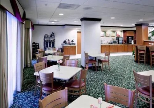Fairfield Inn & Suites San Bernardino Dining Photos