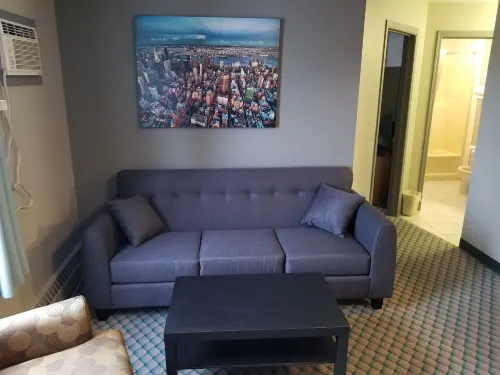 Travelodge by Wyndham Edmonton Airport Photos