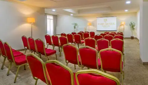 Paris Hotel Yerevan مرافق الأعمال Photos
