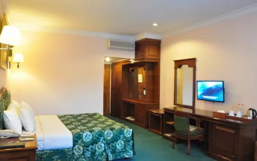 Puri Khatulistiwa Kamar Photos