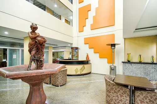 Hotel Golden Park Curitiba by Nacional Inn Aree comuni Photos