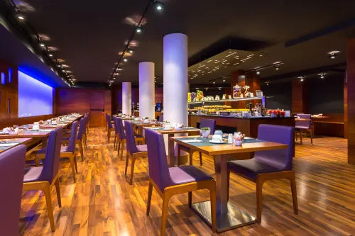 Exe Moncloa Dining Photos
