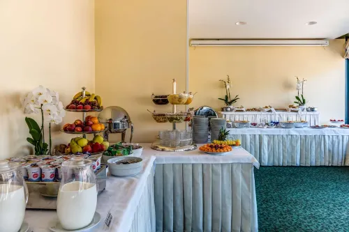 Atlante Star Hotel Dining Photos