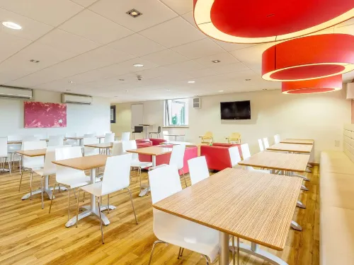 Cricklewood Lodge Hotel Dining Photos
