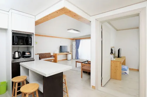 Jeju Cocos Pension Photos