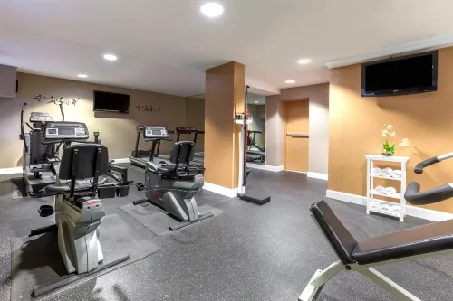 Ramada by Wyndham Jersey City Relaksasi & Rekreasi Photos