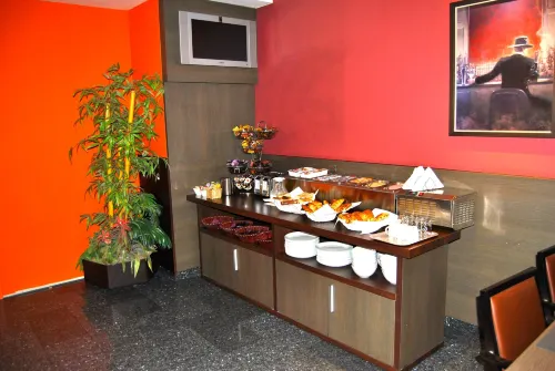 Wellness Apart Hotel Restauration Photos