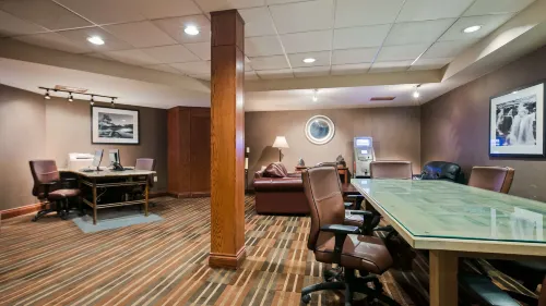 Jasper Inn & Suites by Innhotels Business Facilities Photos