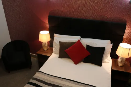 Trivelles Mayfair,Stockport Rooms Photos