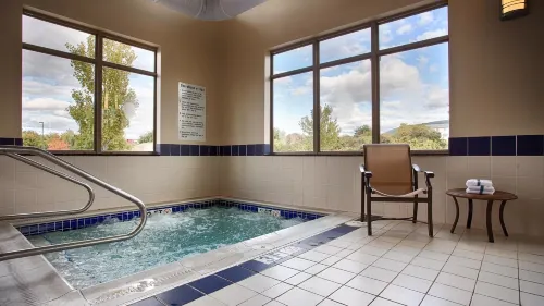 Best Western Plus University Park Inn  Suites Loisirs et amusements Photos