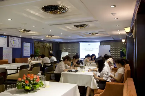 Golden Lotus Luxury Hotel Restauration Photos