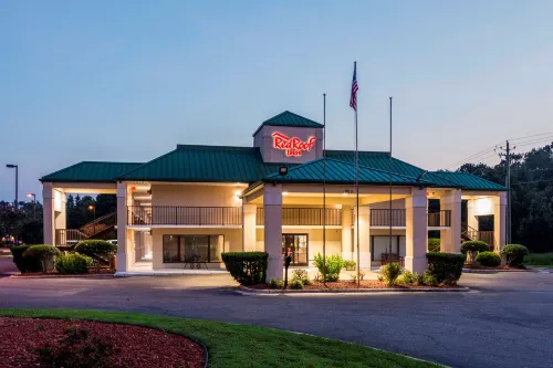 Red Roof Inn Fayetteville I-95 Photos