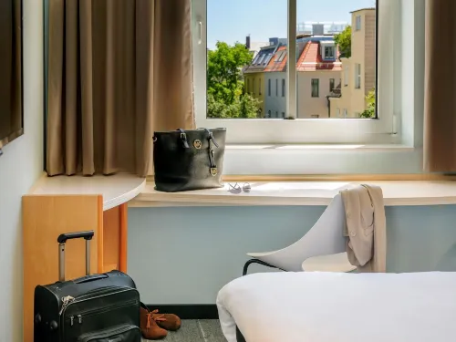 ibis Augsburg Koenigsplatz Photos