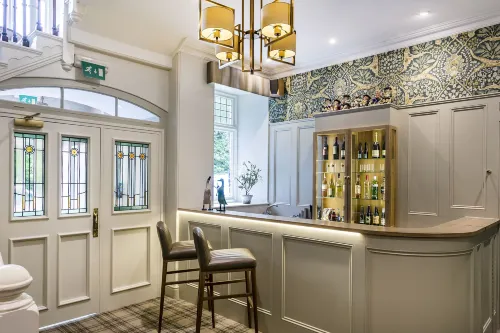 Lakehouse at the Waterhead Inn Featured Photos