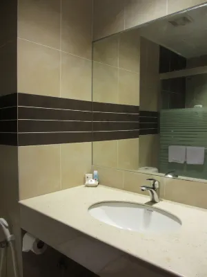 Sanbay Hotel Photos