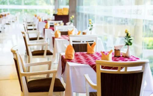 Khách sạn Dakruco Ăn uống Photos