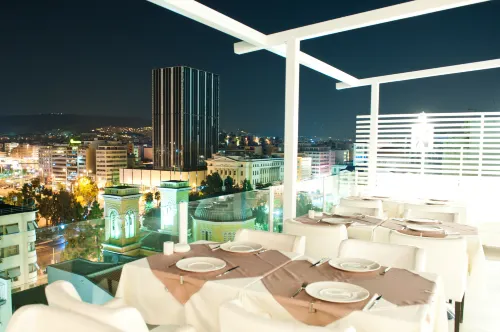 Piraeus City Hotel Ristorazione Photos