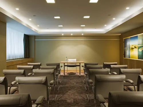 Sofitel London Heathrow Business Facilities Photos
