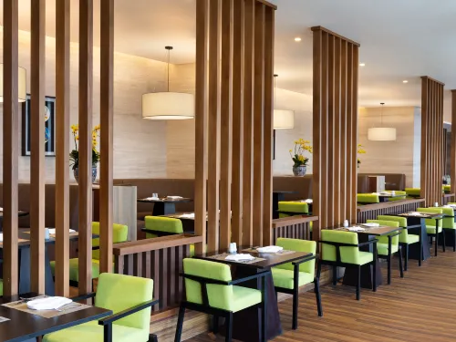 Holiday Inn & Suites Jakarta Gajah Mada Photos