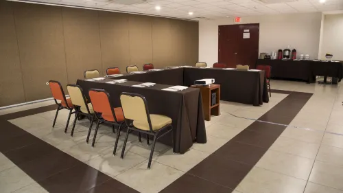 Staybridge Suites Queretaro À ne pas manquer Photos