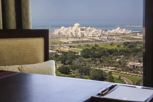 Bab Al Qasr Hotel À proximité de l'hôtel Photos