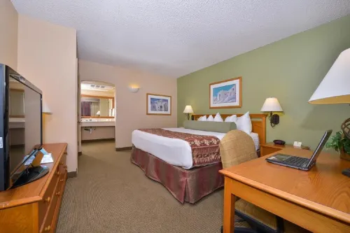 Best Western Plus Kings Inn  Suites Photos