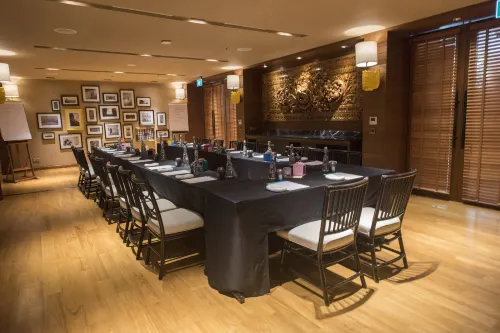 Hotel Indigo Bali Seminyak Beach Business Photos