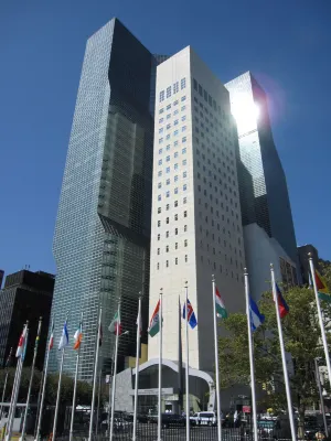 Millennium Hilton New York One UN Plaza Exterior Photos