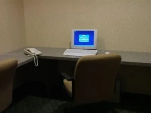 Holiday Inn Express & Suites Chester-Monroe-Goshen Photos