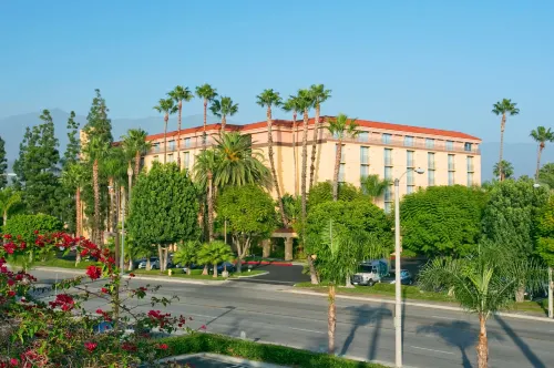 Embassy Suites by Hilton Arcadia-Pasadena Area Extérieur Photos
