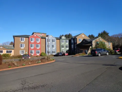 The Ashley Inn & Suites Exterior Photos