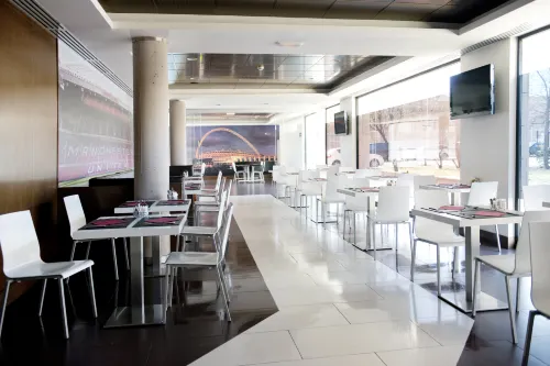 Tach Madrid Airport Restauration Photos