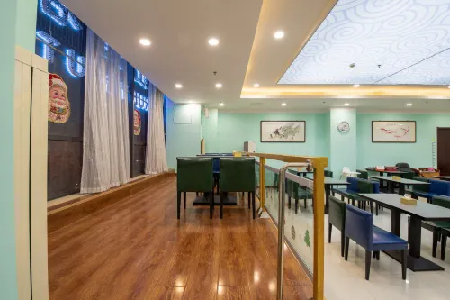 MACROLINK REGENT HOTEL Restaurantes Photos