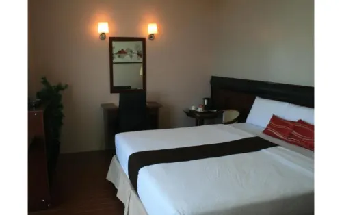Allure Hotel & Suites Rooms Photos