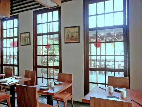 Wyndham Garden Kuta Beach, Bali Makanan Photos