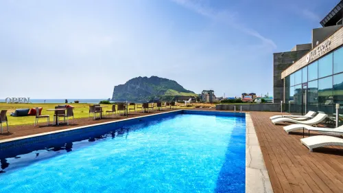 더 클라우드 풀 앤 스파 휴식 & 레저 Photos