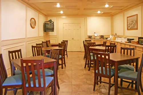 Best Western Oceanside Inn Dining Photos
